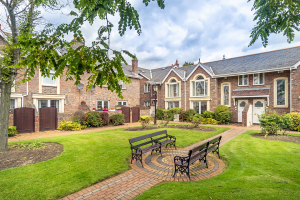 simmonscourt_square_2